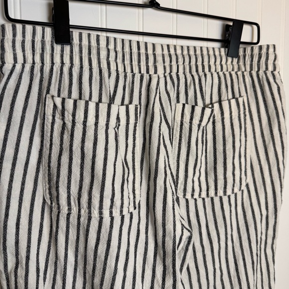 Old Navy Linen Blend Mid-Rise Cropped Striped Pull On Pants Women’s Size Small - Picture 8 of 13
